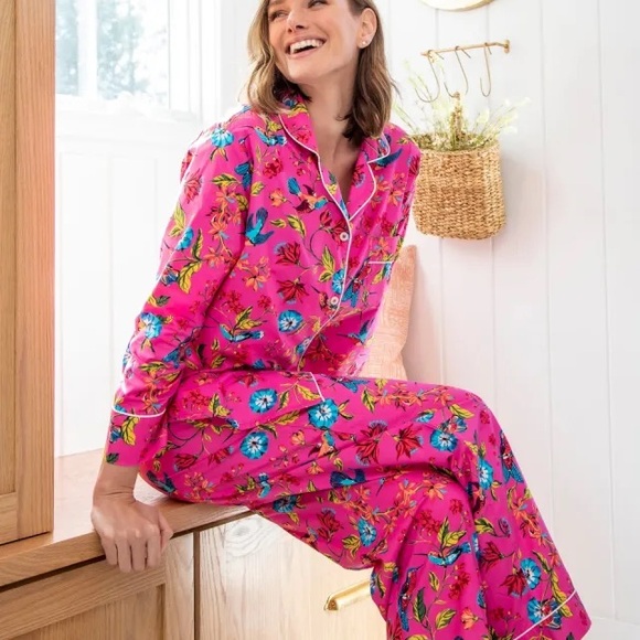 Printfresh Other - PRINTFRESH HUMMINGBIRD ANKLE PAJAMA PANTS SMALL